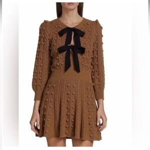 Alice + Olivia Kitty Bow Front Sweater Dress. EUC size L